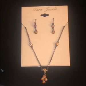 Necklace and earrings set